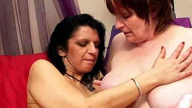 Curvy Granny and Saggy Tits Mature Have First Rough Lesbo Sex